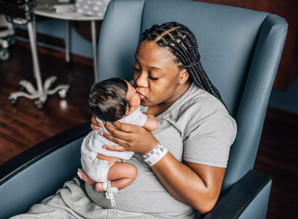 hospital newborn photographer in ann arbor Michigan